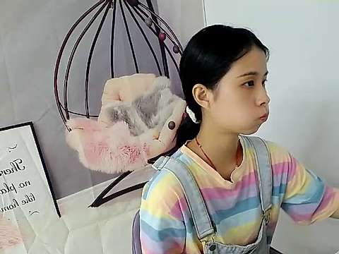 QX_Ruirui naked stripping on cam for live sex video chat