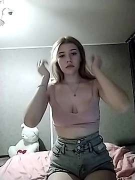 sweet_girl_xo naked stripping on cam for live sex video chat