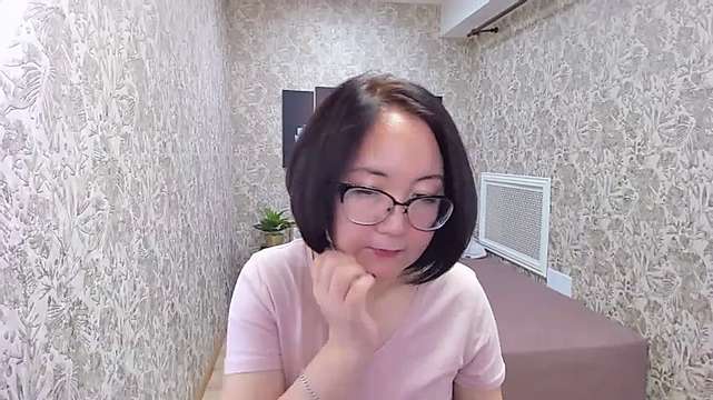 AvroraSakura naked stripping on cam for live sex video chat