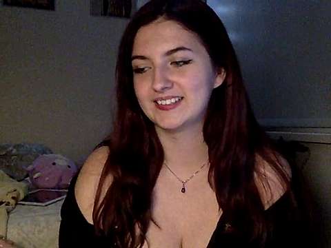 LauraLover_xox naked stripping on cam for live sex video chat