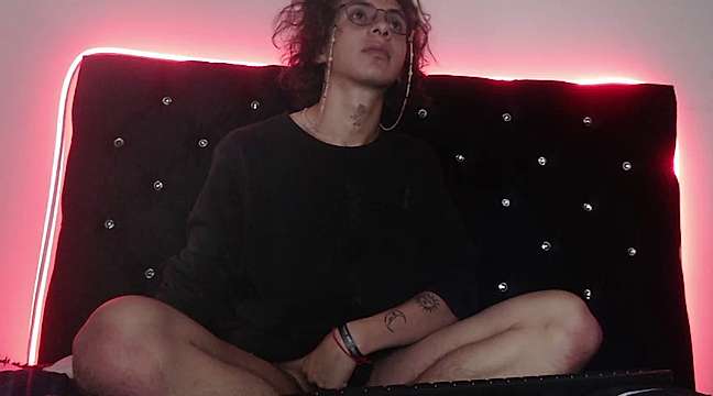 LissaAndMark naked stripping on cam for live sex video chat