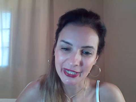 LIVMEDINA naked stripping on cam for live sex video chat