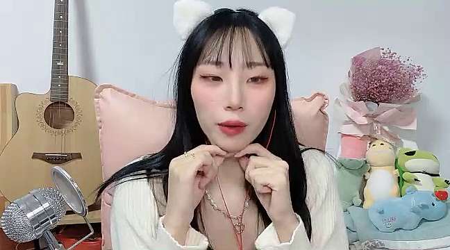 love-siqi naked stripping on cam for live sex video chat