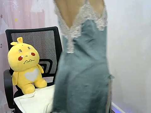 Minaa66 naked stripping on cam for live sex video chat