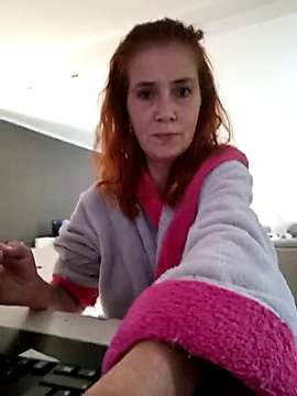 redtemtation naked stripping on cam for live sex video chat