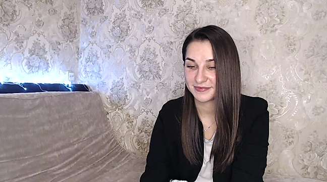 Sunny-woman naked stripping on cam for live sex video chat