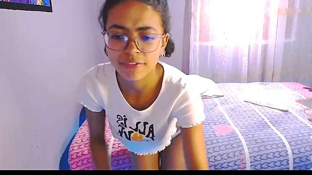 violeta_skyy naked stripping on cam for live sex video chat