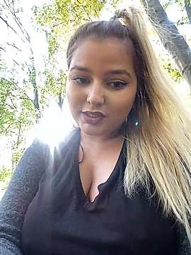 KhloeBae naked stripping on cam for live sex video chat