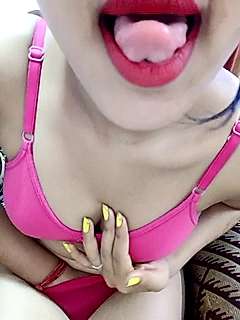 SUMANRANI985 naked stripping on cam for live sex video chat