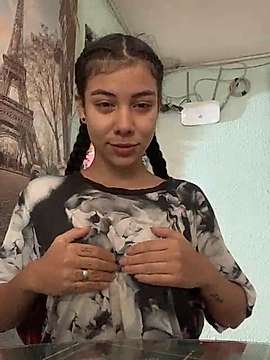 AlianysRosaly1 naked stripping on cam for live sex video chat