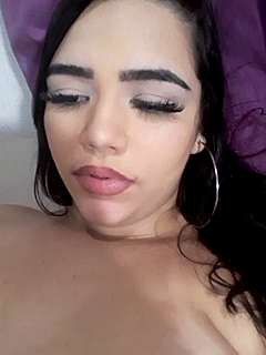 Monique_Leves naked stripping on cam for live sex video chat