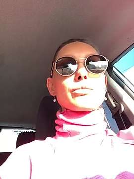 DiSweetyy naked stripping on cam for live sex video chat