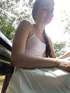WonderFeel naked stripping on cam for live sex video chat