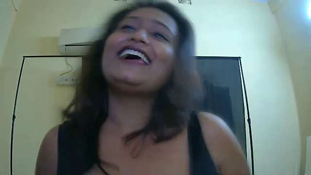 honey_bonny naked stripping on cam for live sex video chat
