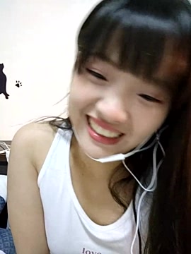 twyu naked stripping on cam for live sex video chat
