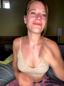 Jessy_Ley naked stripping on cam for live sex video chat