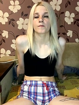 Melisa_Brown naked stripping on cam for live sex video chat