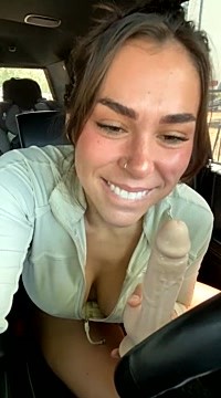 thatRVgirl naked stripping on cam for live sex video chat