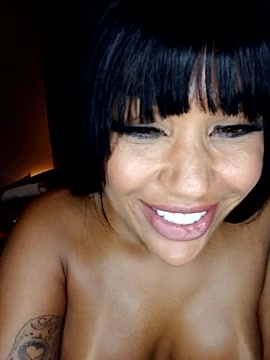 CaramelKady naked stripping on cam for live sex video chat