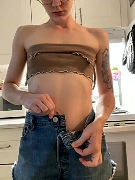 findommom naked stripping on cam for live sex video chat