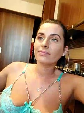 Hotmomcheckk naked stripping on cam for live sex video chat