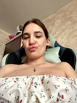 inflifox naked stripping on cam for live sex video chat