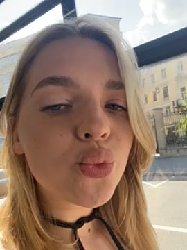Legally_Blonde naked stripping on cam for live sex video chat