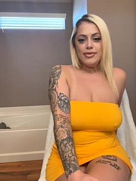 Lucia854 naked stripping on cam for live sex video chat