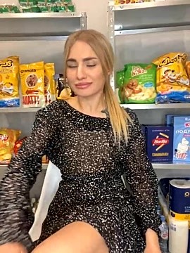MashaFromRussia naked stripping on cam for live sex video chat