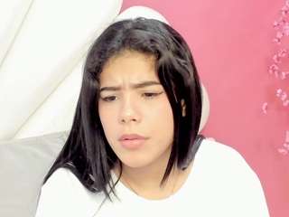 Nayra-Cooper nude Live Sex Chat