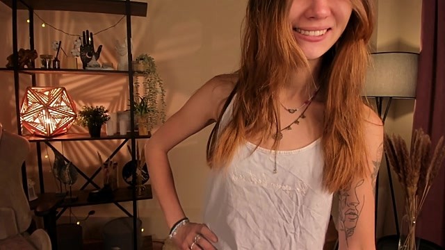 WebbyCassie naked stripping on cam for live sex video chat