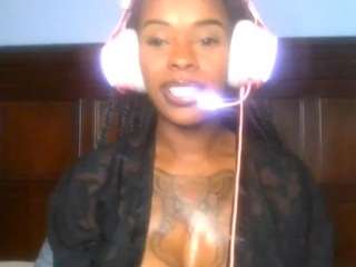 MissHoneyJuju nude Live Sex Chat