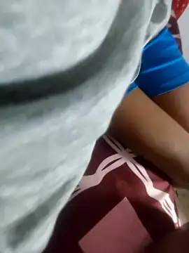 SLteenCouple naked stripping on cam for live sex video chat