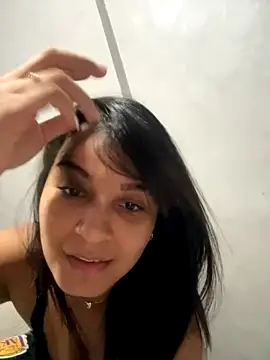 BeatrizKyle24 naked stripping on cam for live sex video chat