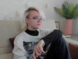 Holy-Silvia nude Live Sex Chat