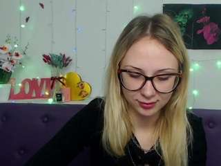 MiyaMores nude Live Sex Chat