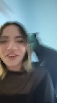 ShannonShanny naked stripping on cam for live sex video chat