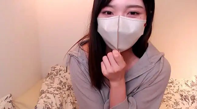 ai_p_q_xx naked stripping on cam for live sex video chat