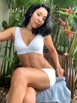 Izanami_Xxx naked stripping on cam for live sex video chat