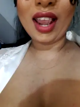 Mary_alwis naked stripping on cam for live sex video chat