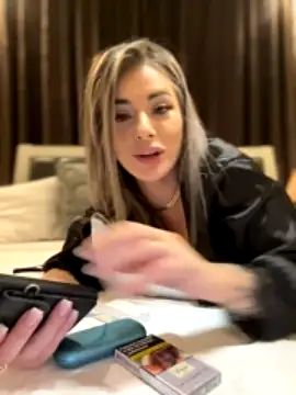 IsabellaEtthan naked strip on cam for live sex video chat