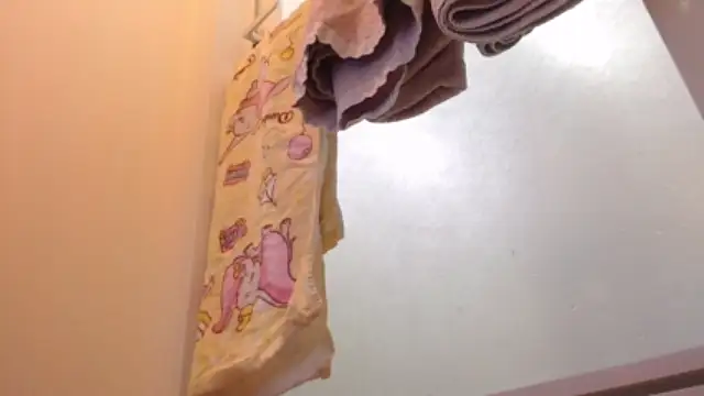 maataaan naked strip on cam for live sex video chat