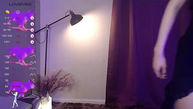 030_VIVI naked strip on cam for live sex video chat