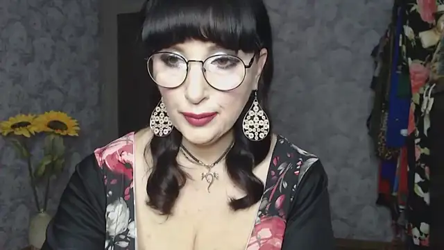 Aziza1 naked strip on cam for live sex video chat