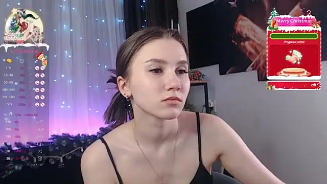 ElizabethCross naked strip on cam for live sex video chat