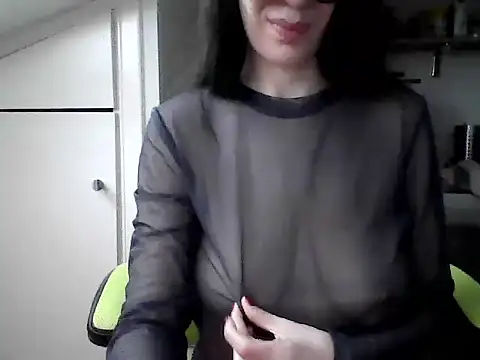 hot-sex_couple naked strip on cam for live sex video chat