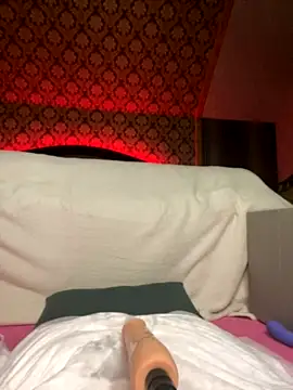 kinky_neighbor naked strip on cam for live sex video chat