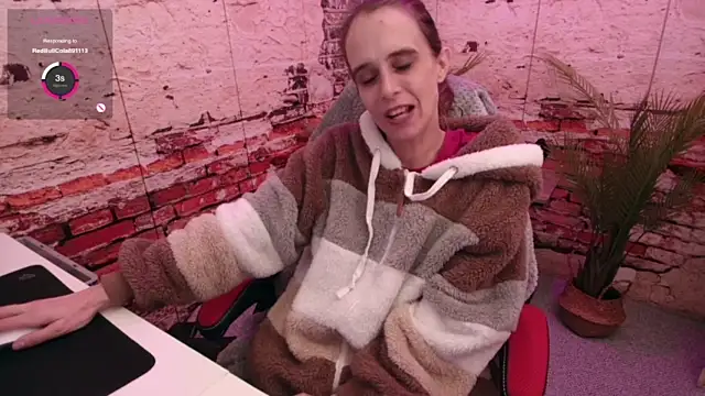 LadyChantale naked strip on cam for live sex video chat