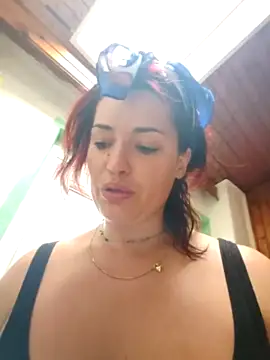 madisondroit naked strip on cam for live sex video chat