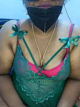 Malluivaniya naked strip on cam for live sex video chat